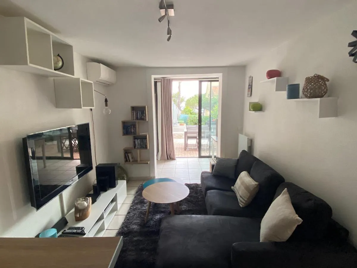 Appartamento Logement entier T2 climatisé, parking gratuit, jardin, mer Sanary-sur-Mer Francia